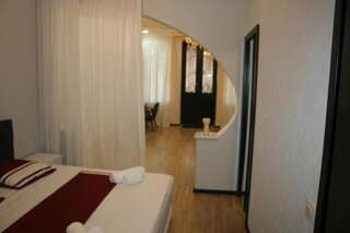 Проживание в семье Guest house Medea Кутаиси Апартаменты с балконом-3