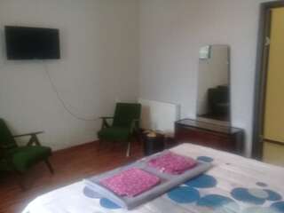 Проживание в семье Guest house Medea Кутаиси Двухместный номер с 1 кроватью-7