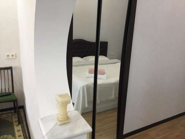 Проживание в семье Guest house Medea Кутаиси-14